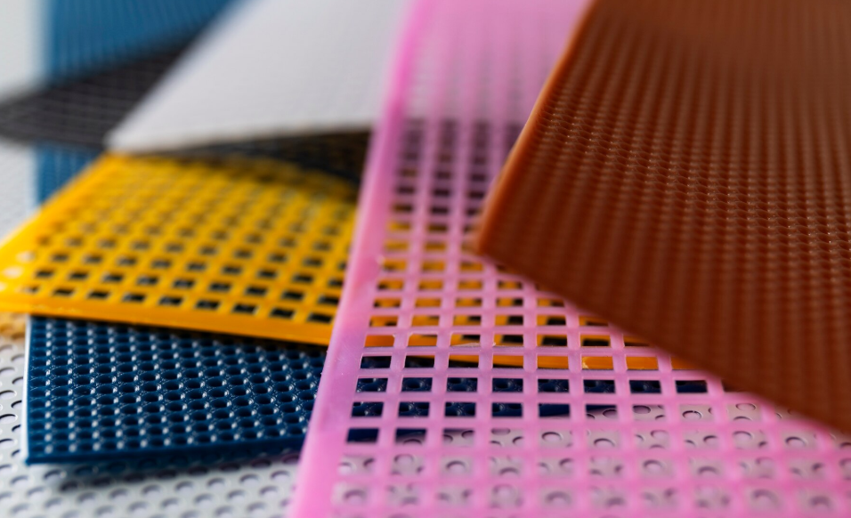 prototipados con materiales de plástico y resinas